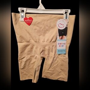 Assets by Spanx Women's Shaping Bike Shorts - Tan